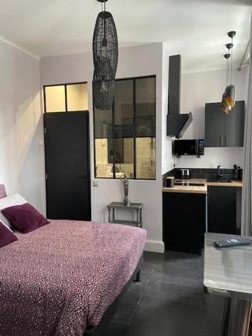 Krisko Parking Prive Et Clos Guest house Armentieres